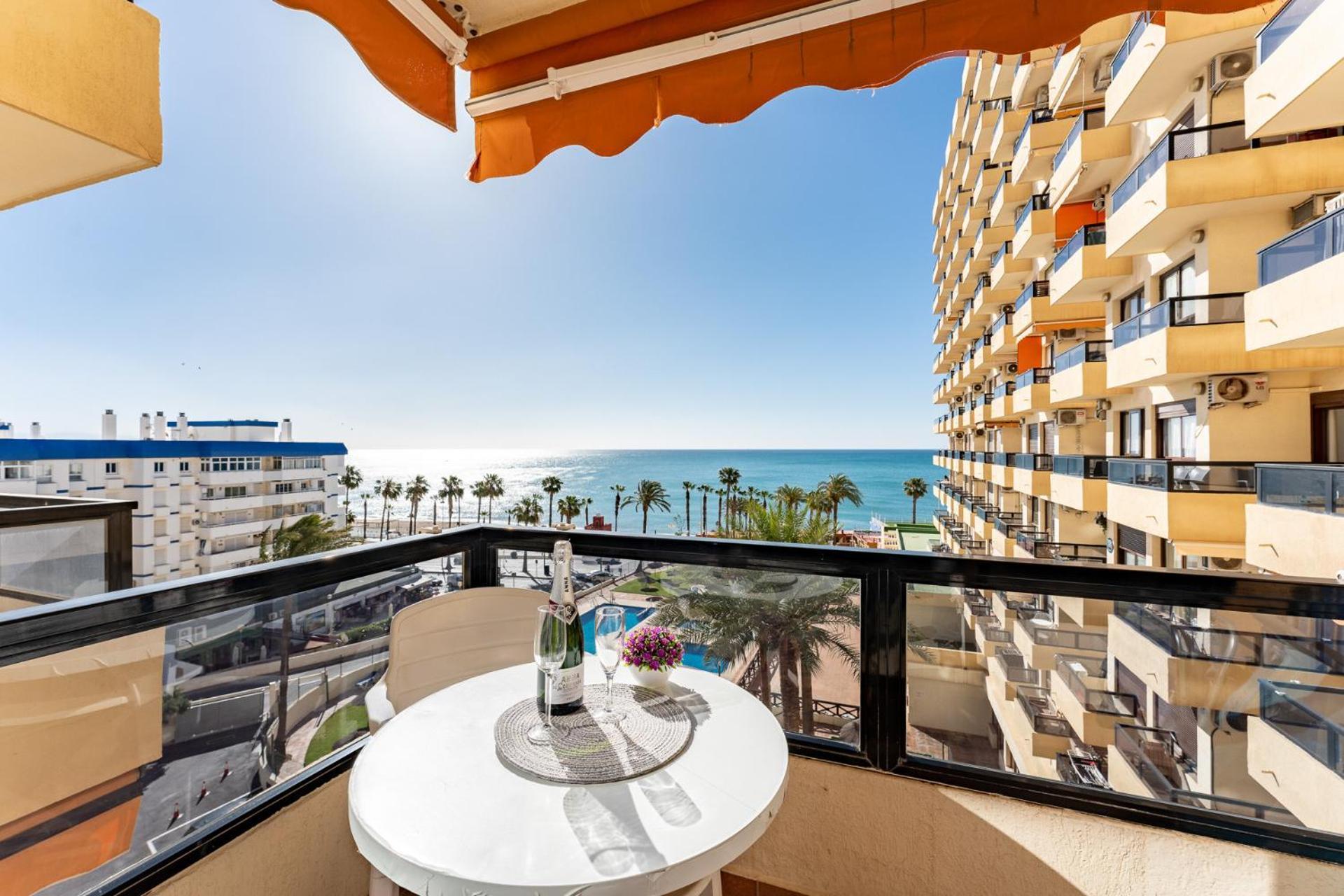 Malagasuite New Aloha Playa Benalmádena Exterior foto