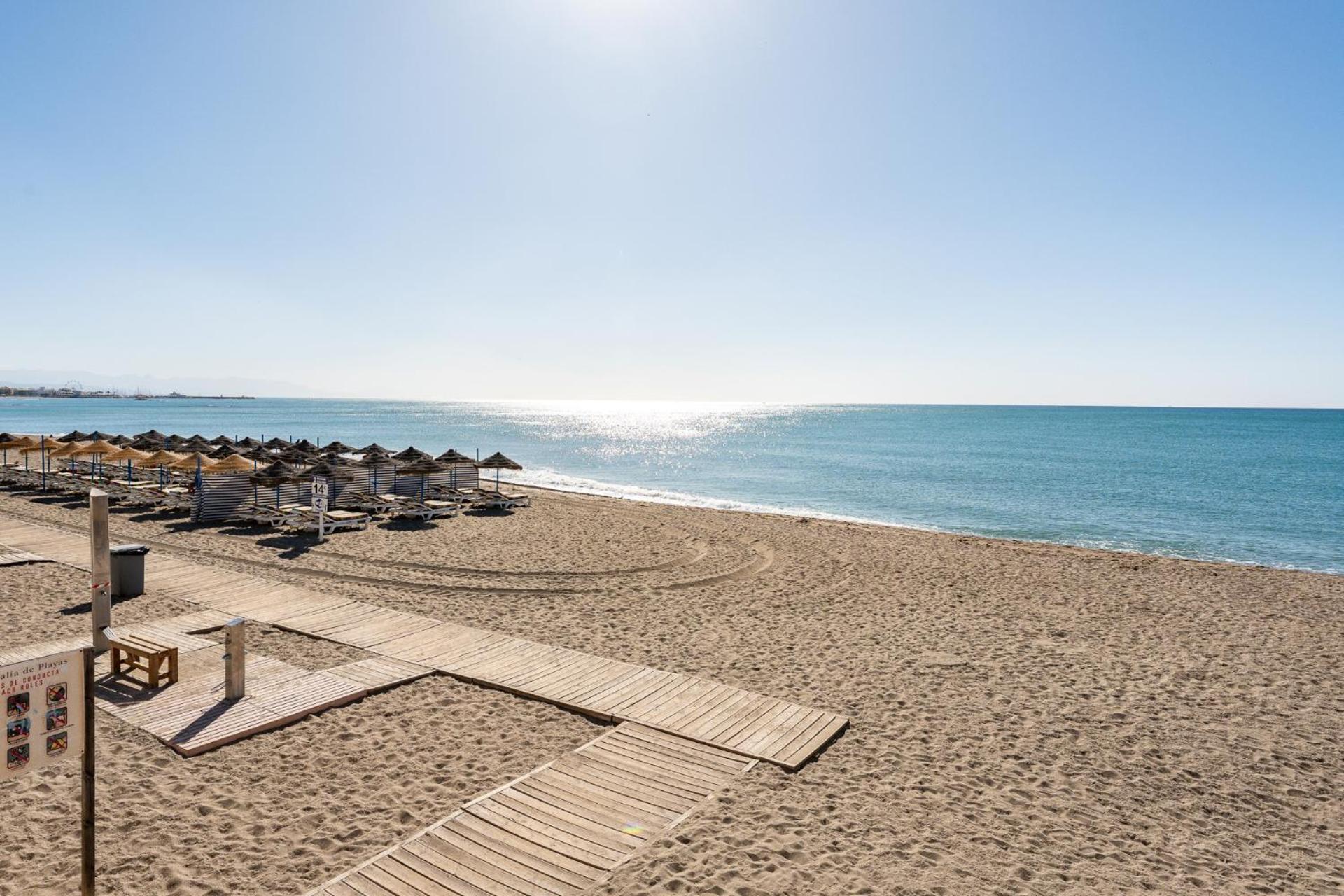 Malagasuite New Aloha Playa Benalmádena Exterior foto